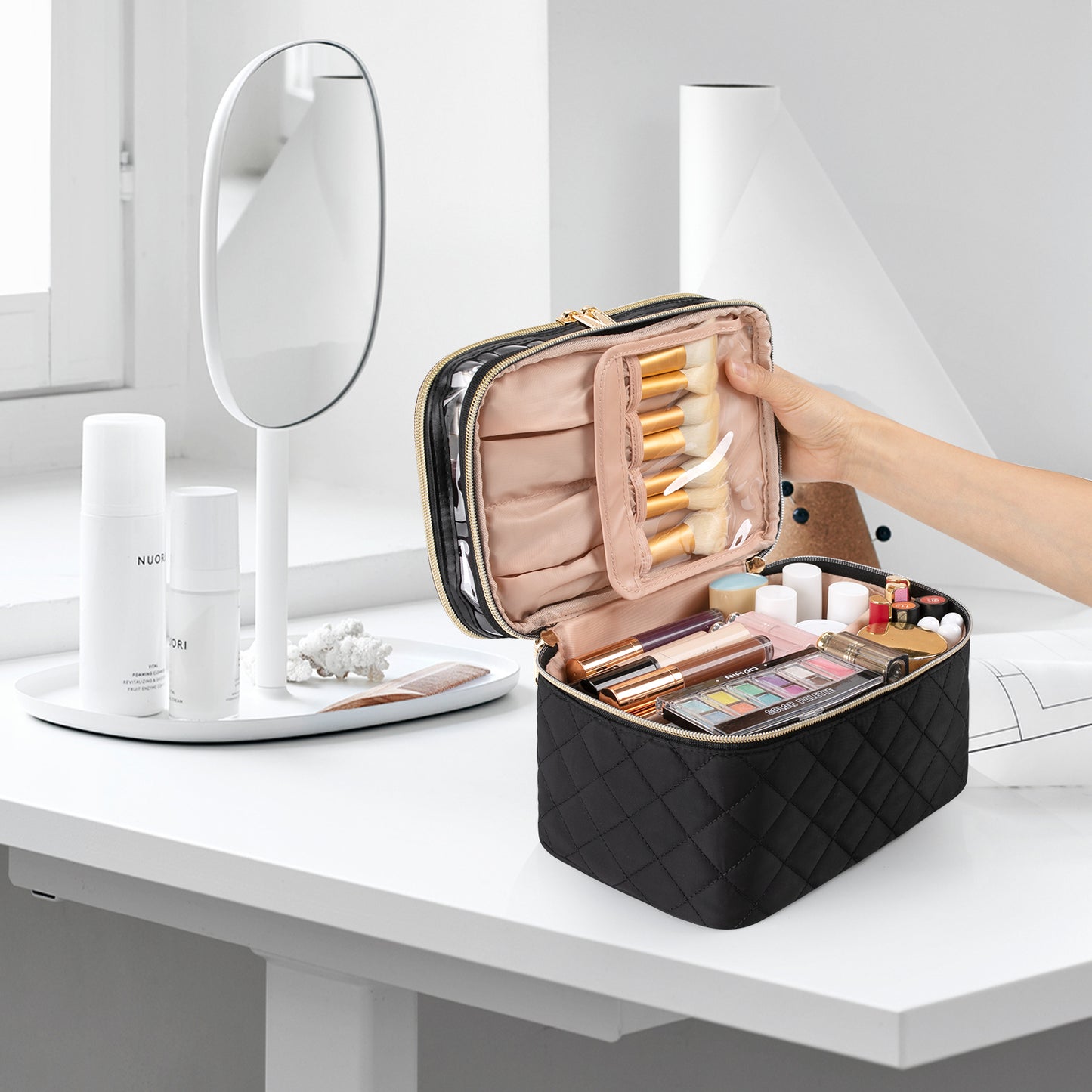 Makeup bag